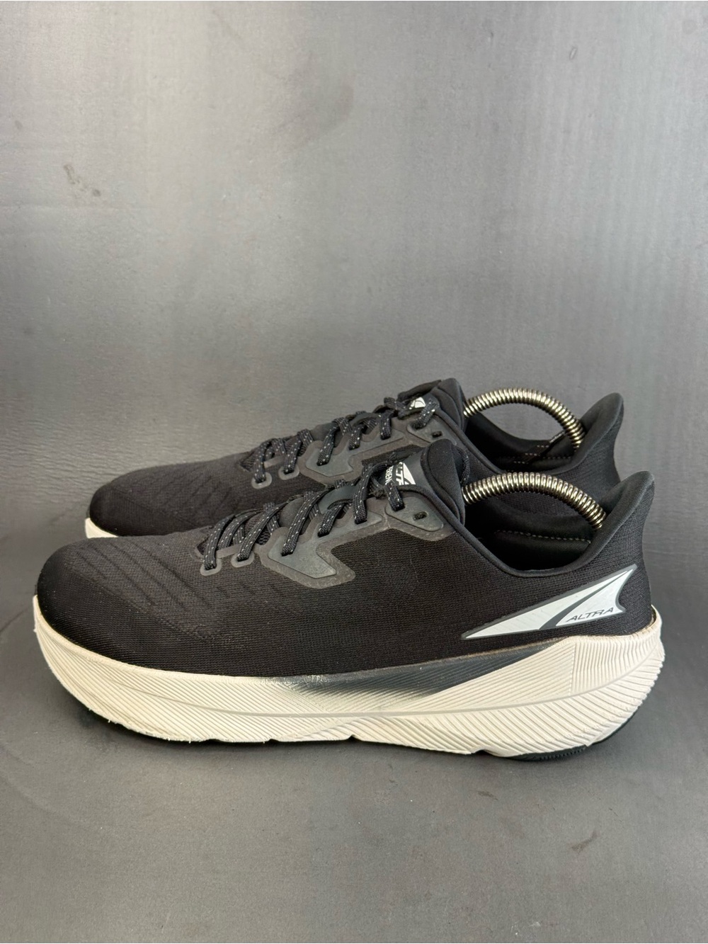 Altra Men's Experience Flow athletic sneaker shoes men’s size 9.5 - Picture 3 of 8